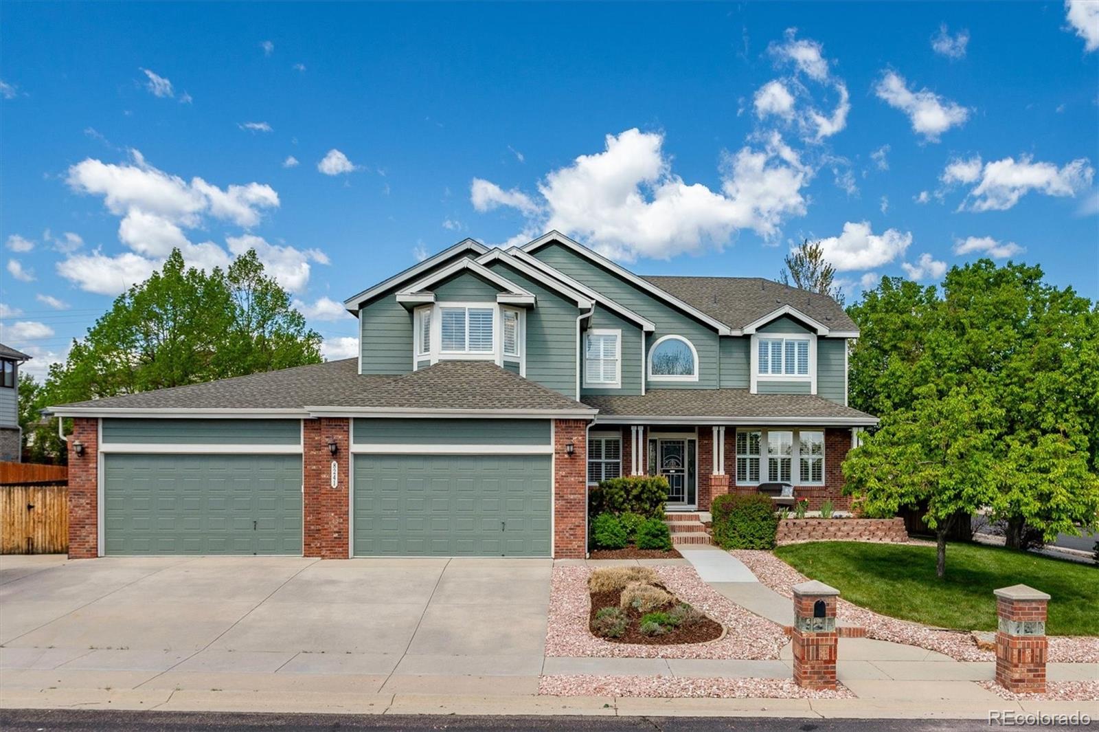 8241  Xenon Court, arvada MLS: 1946035 Beds: 5 Baths: 5 Price: $1,150,000