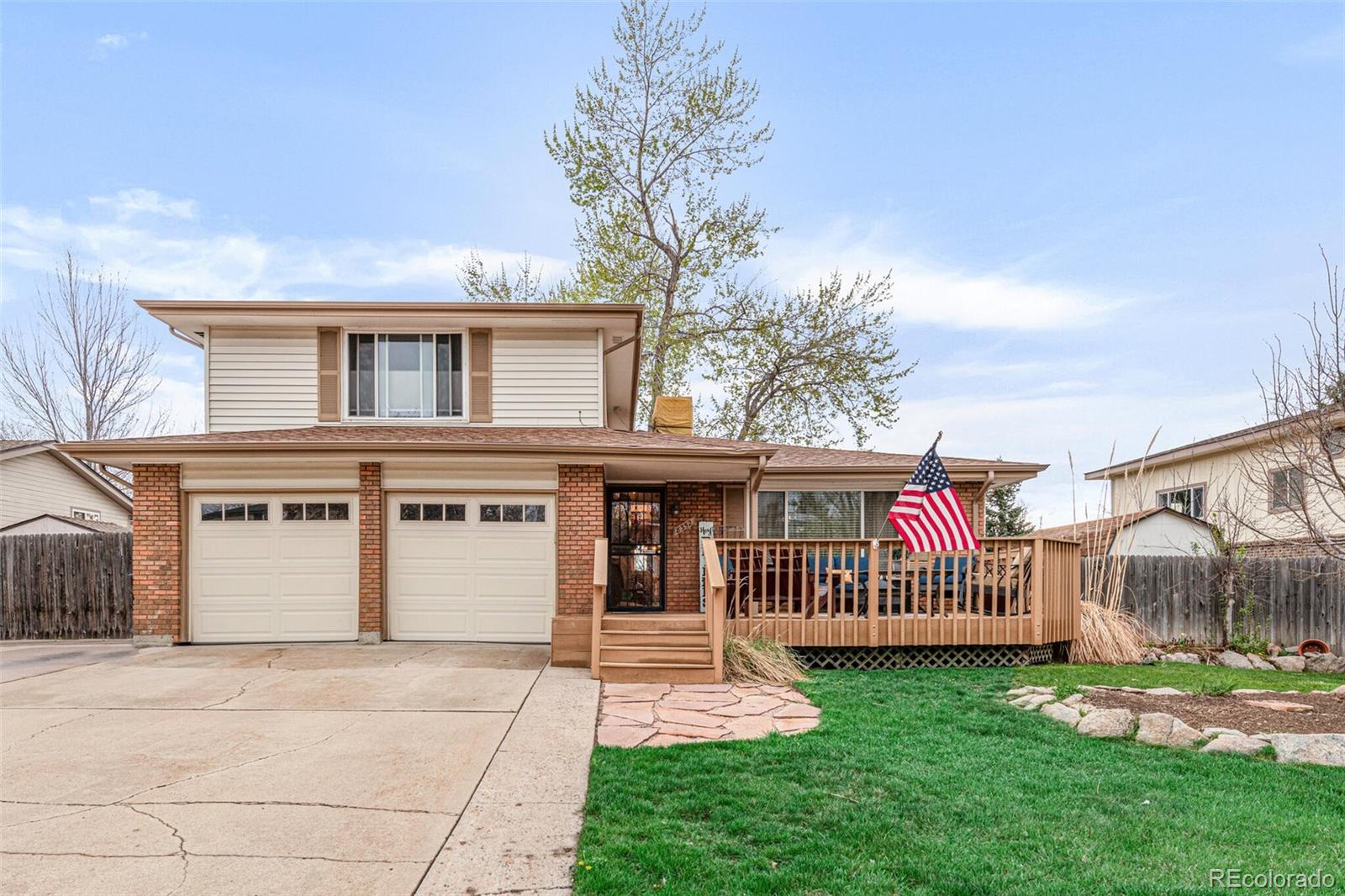 8352  Yarrow Court, arvada MLS: 8262345 Beds: 4 Baths: 3 Price: $635,000