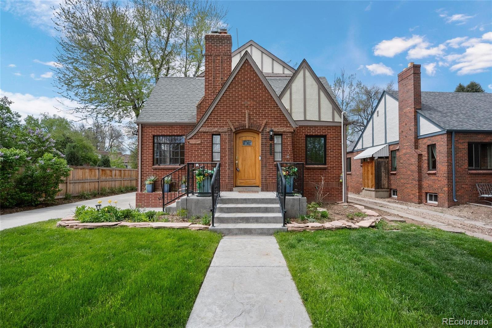 1825  Niagara Street, denver MLS: 1623995 Beds: 4 Baths: 3 Price: $985,000