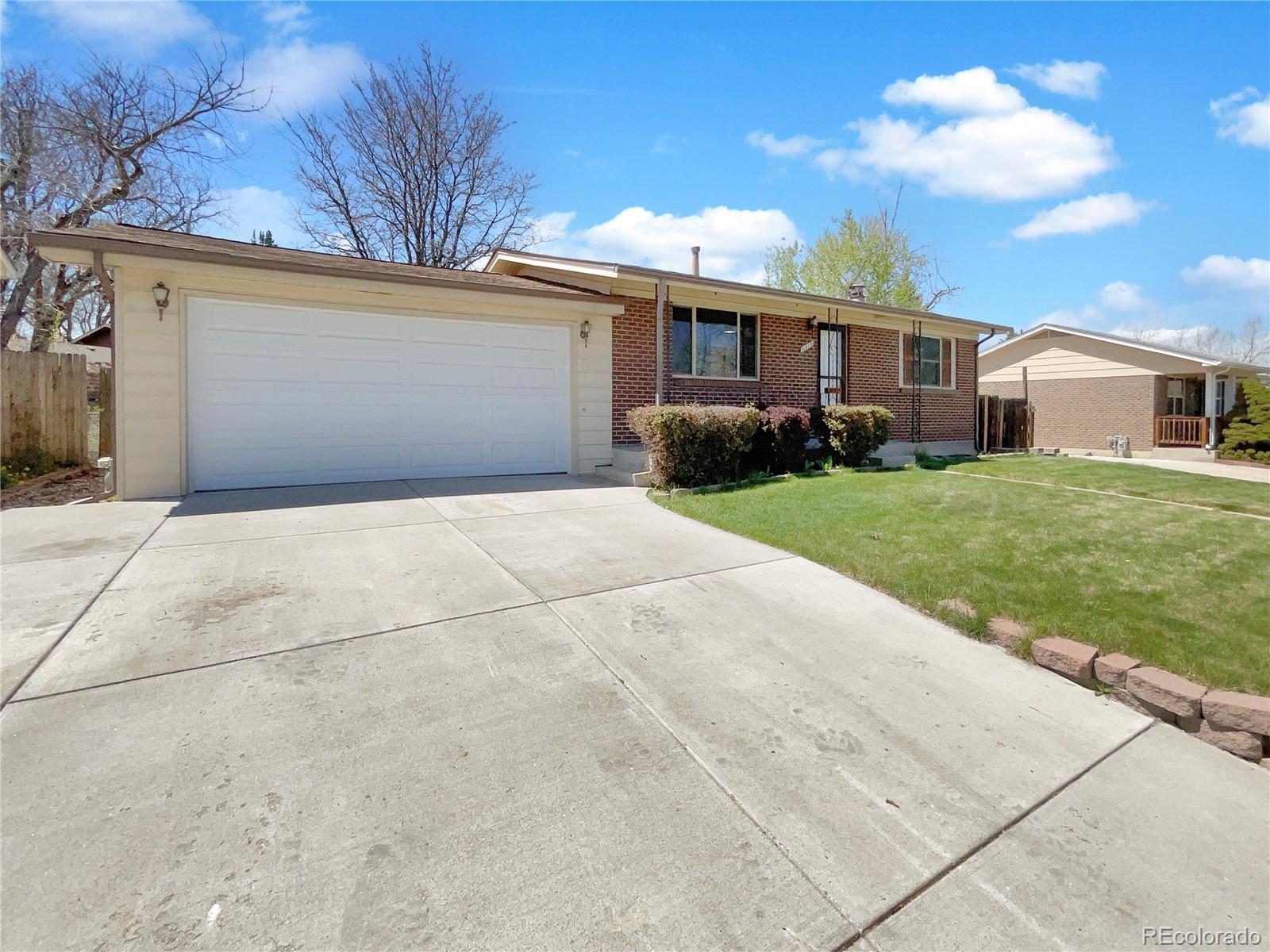 11919  High Street, northglenn MLS: 9459863 Beds: 3 Baths: 2 Price: $479,000