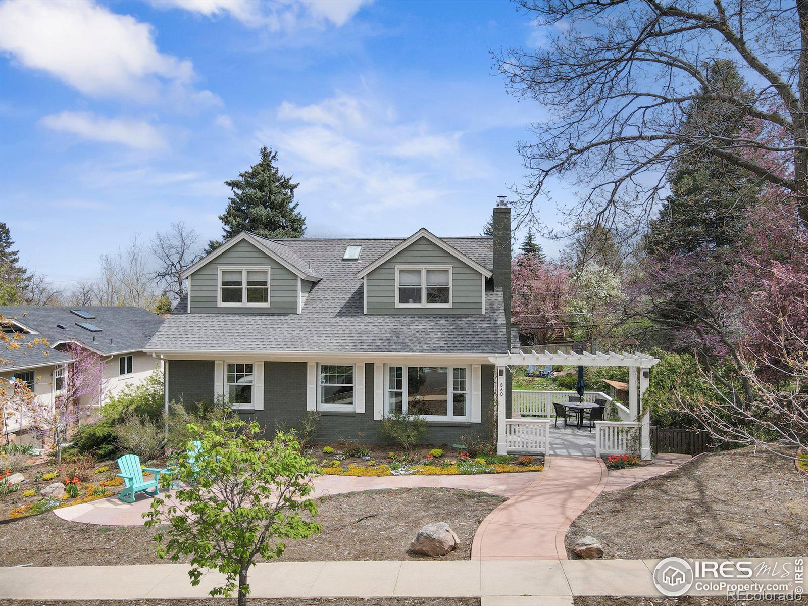 860  grant place, boulder sold home. Closed on 2024-06-10 for $2,200,000.