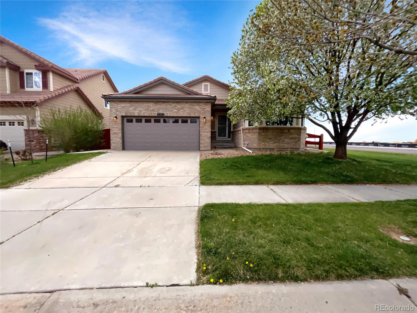 14116 E 101st Avenue, commerce city MLS: 8500814 Beds: 5 Baths: 3 Price: $571,000