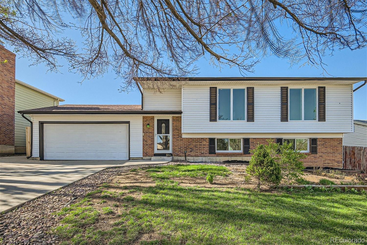 16760 E Arkansas Drive, aurora MLS: 8940958 Beds: 4 Baths: 2 Price: $499,900