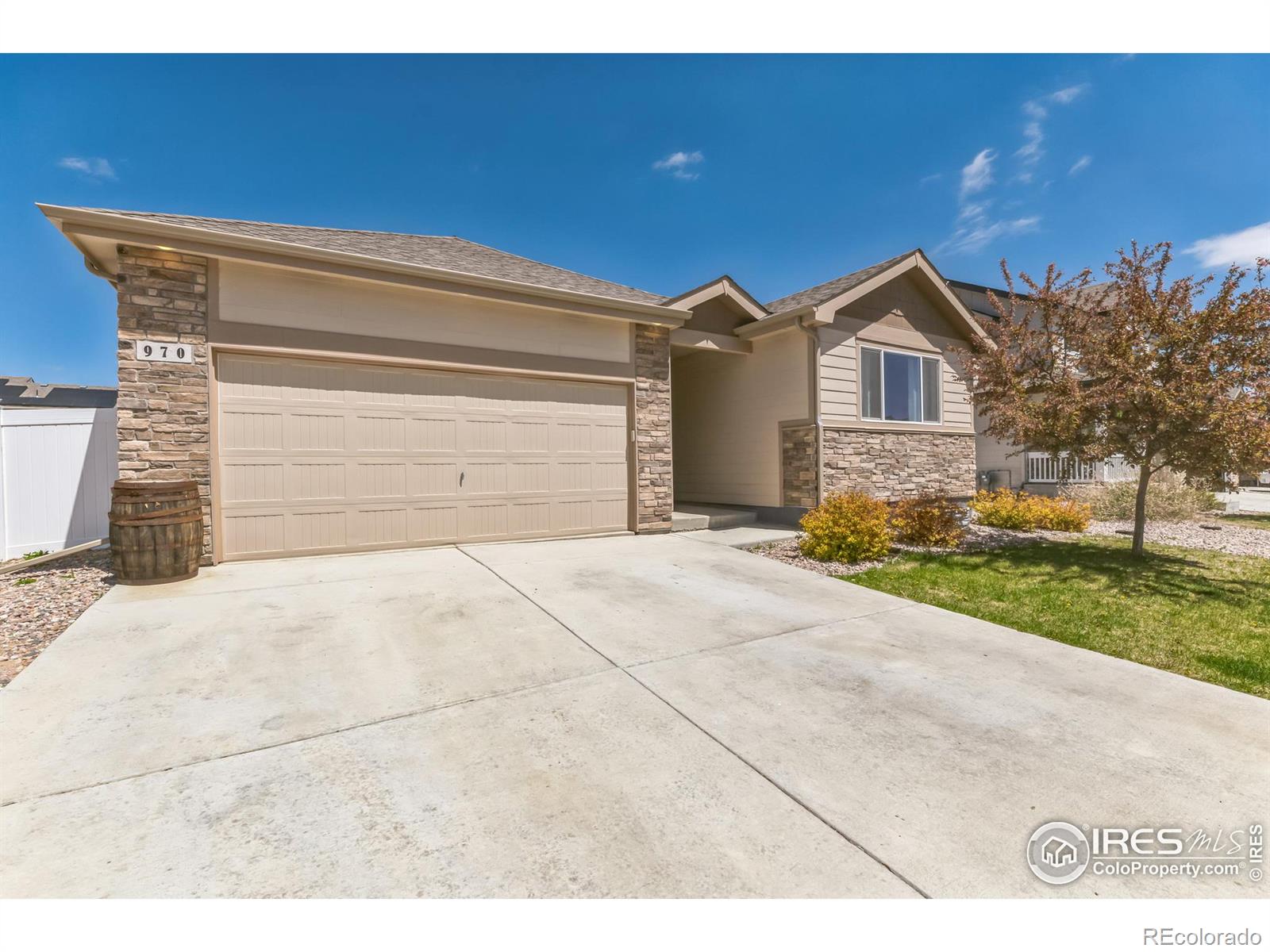 970  Mouflon Drive, severance MLS: 4567891008272 Beds: 3 Baths: 2 Price: $435,000