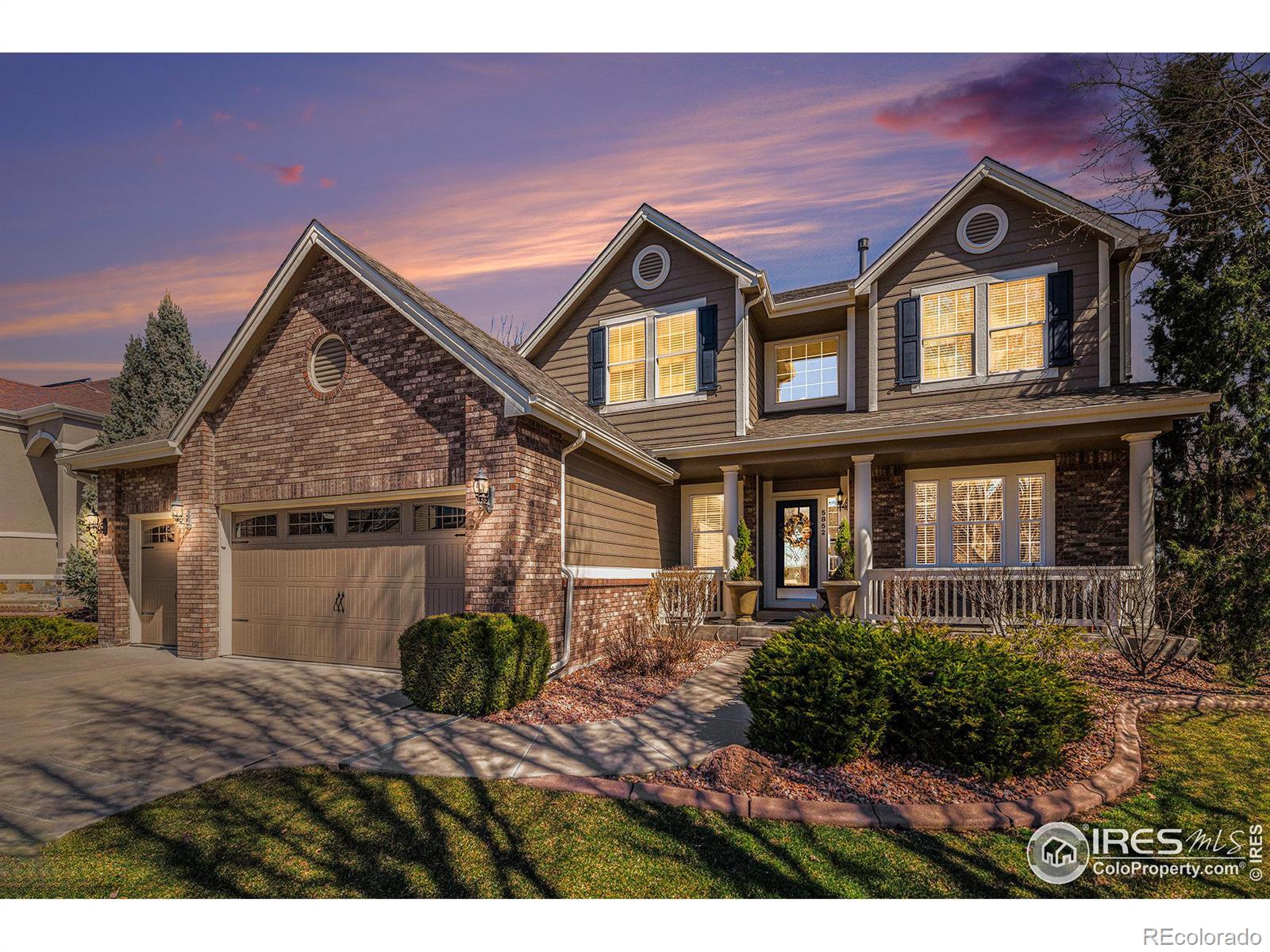 5852  Huntington Hills Drive, fort collins MLS: 4567891008292 Beds: 4 Baths: 4 Price: $1,075,000