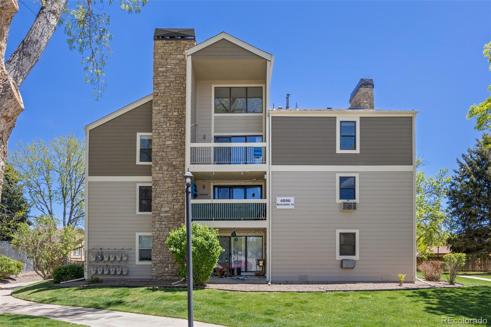 4896 S Dudley Street 10-11, Littleton  MLS: 9023000 Beds: 1 Baths: 1 Price: $305,000