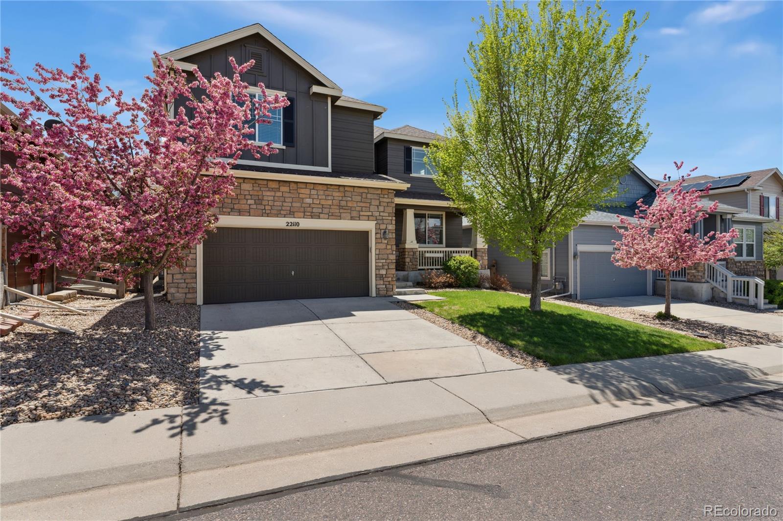 22110 E Bellewood Place, aurora MLS: 4813411 Beds: 5 Baths: 5 Price: $699,000