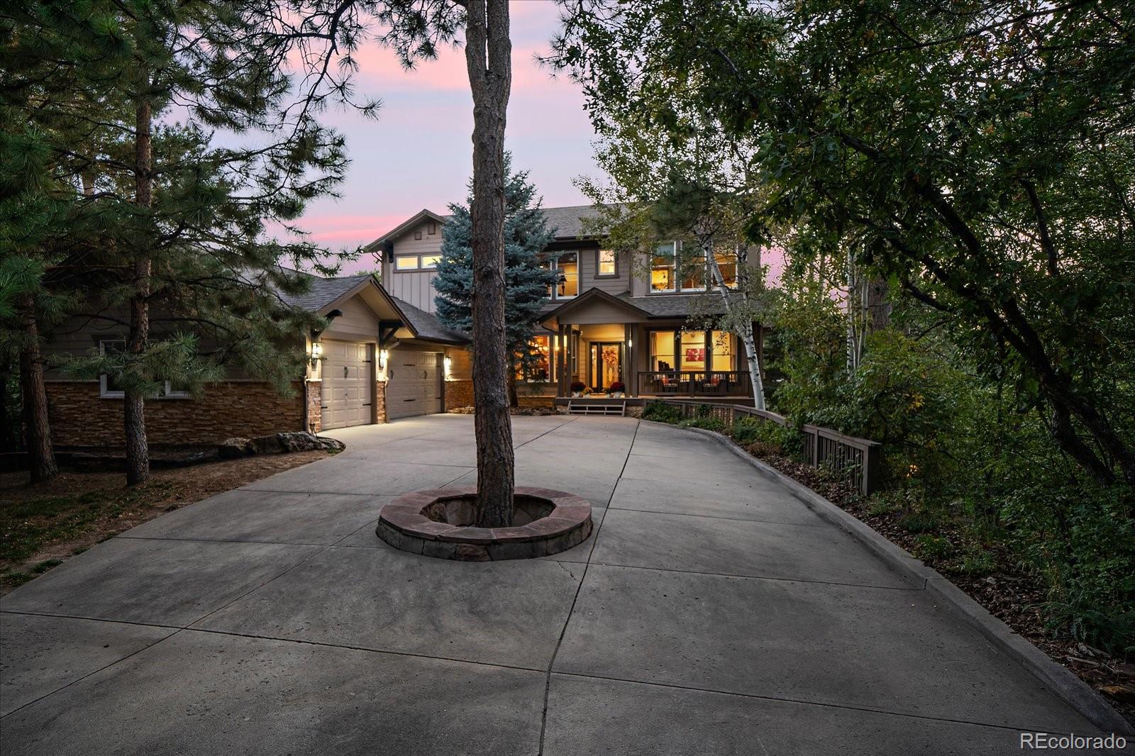 922  Parkcliff Lane, castle pines MLS: 5781576 Beds: 5 Baths: 5 Price: $1,725,000