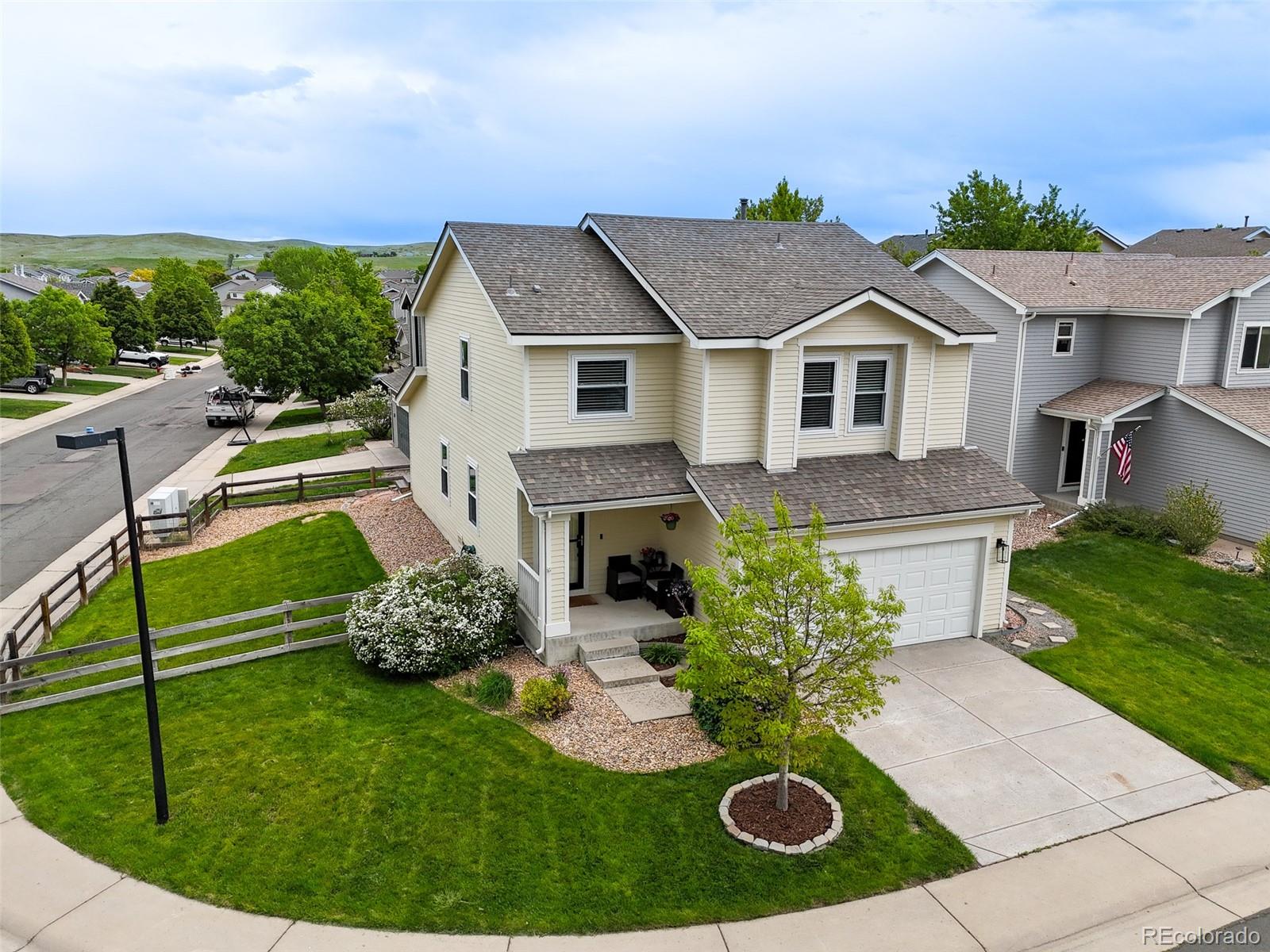 9740  Marmot Ridge Circle, littleton MLS: 3833798 Beds: 5 Baths: 2 Price: $599,900