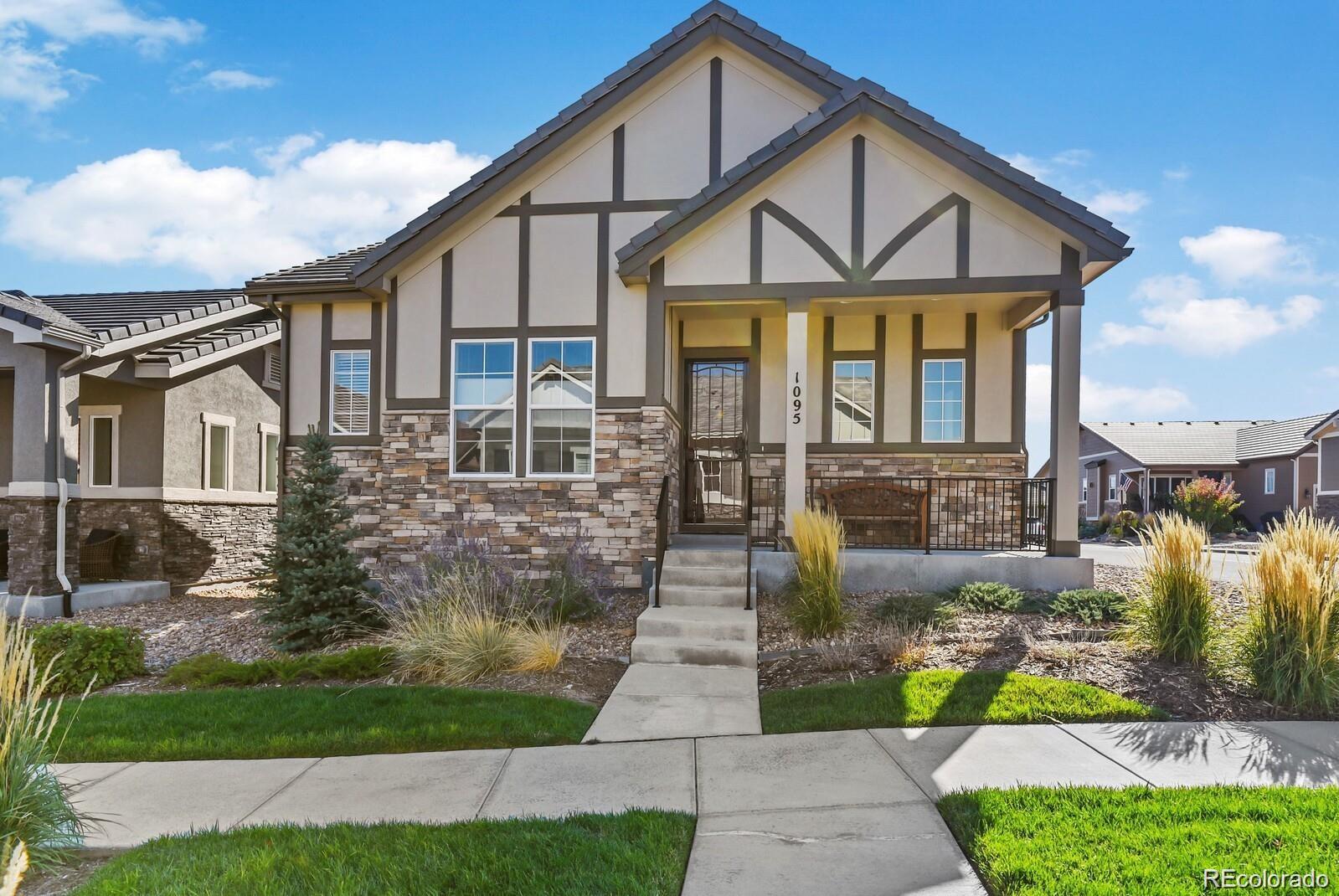 1095  Brocade Drive, highlands ranch MLS: 2329001 Beds: 4 Baths: 4 Price: $1,050,000