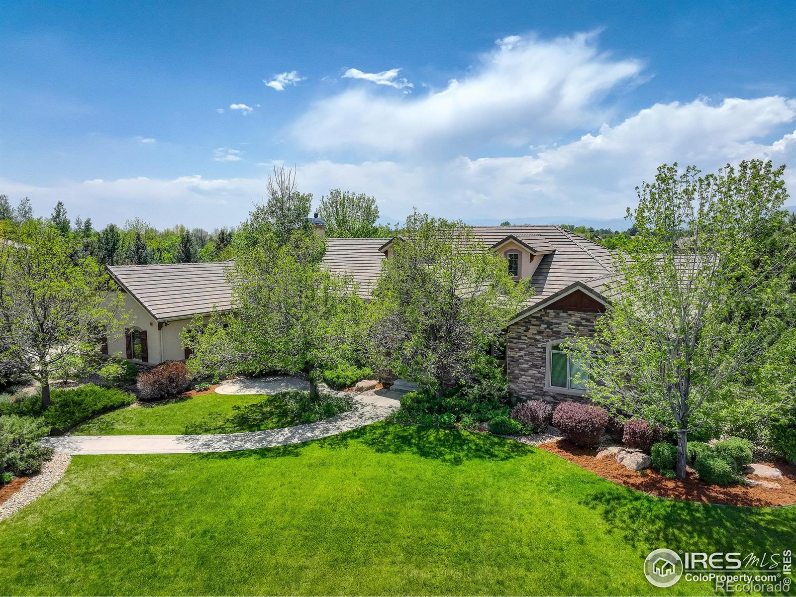 8762  Portico Lane, longmont MLS: 4567891008480 Beds: 4 Baths: 7 Price: $2,395,000