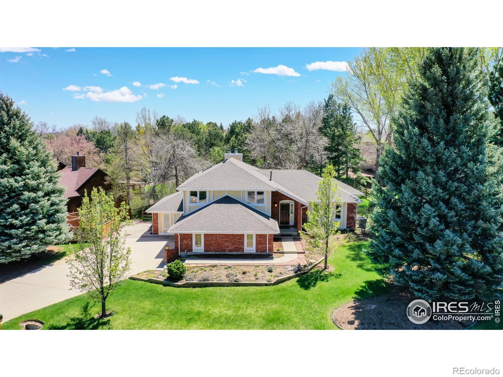 2217  Brixton Road, fort collins MLS: 4567891008485 Beds: 4 Baths: 3 Price: $780,000