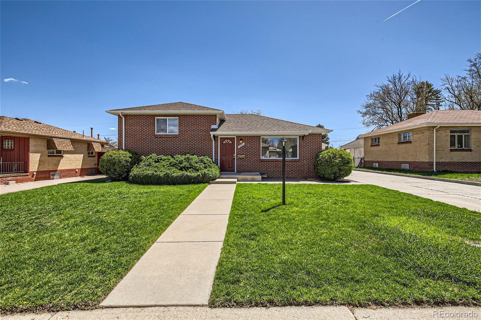 2584 S Vrain Street, denver MLS: 8732618 Beds: 4 Baths: 2 Price: $535,000