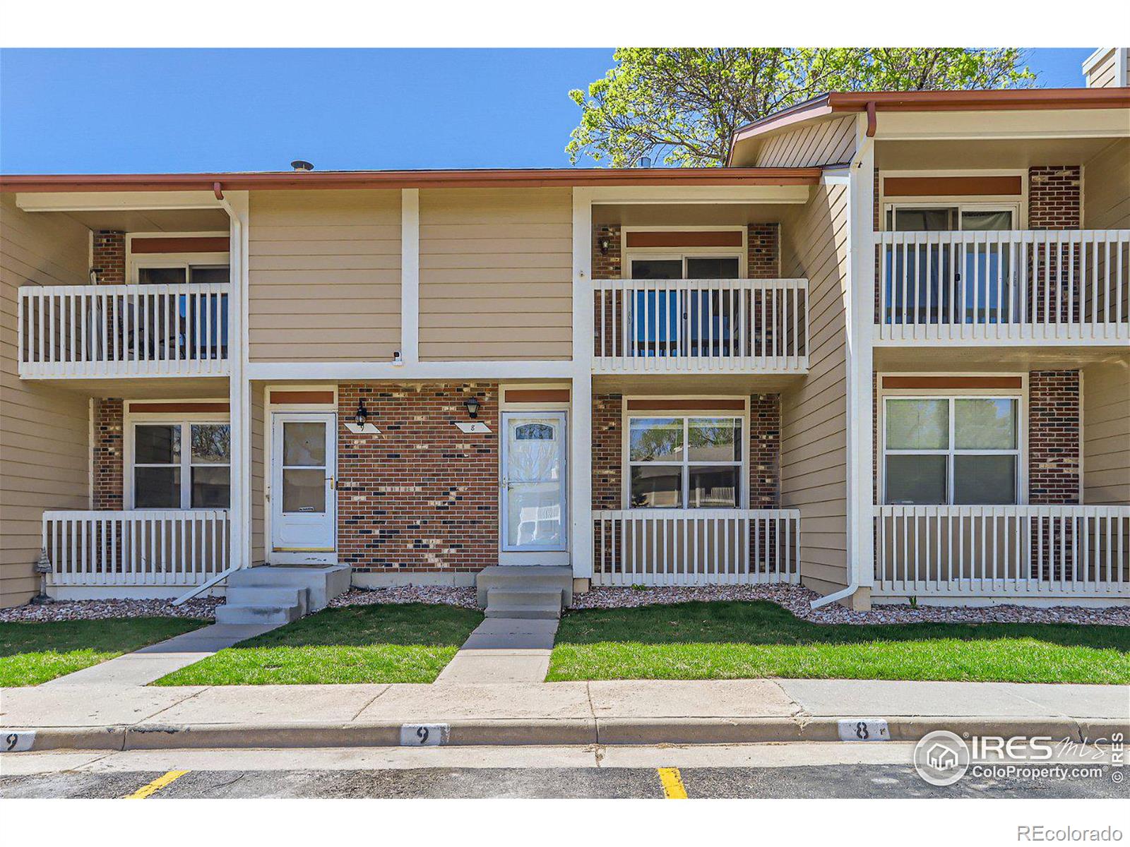 11604  Community Center Drive 8, Northglenn  MLS: 4567891008661 Beds: 3 Baths: 3 Price: $375,000