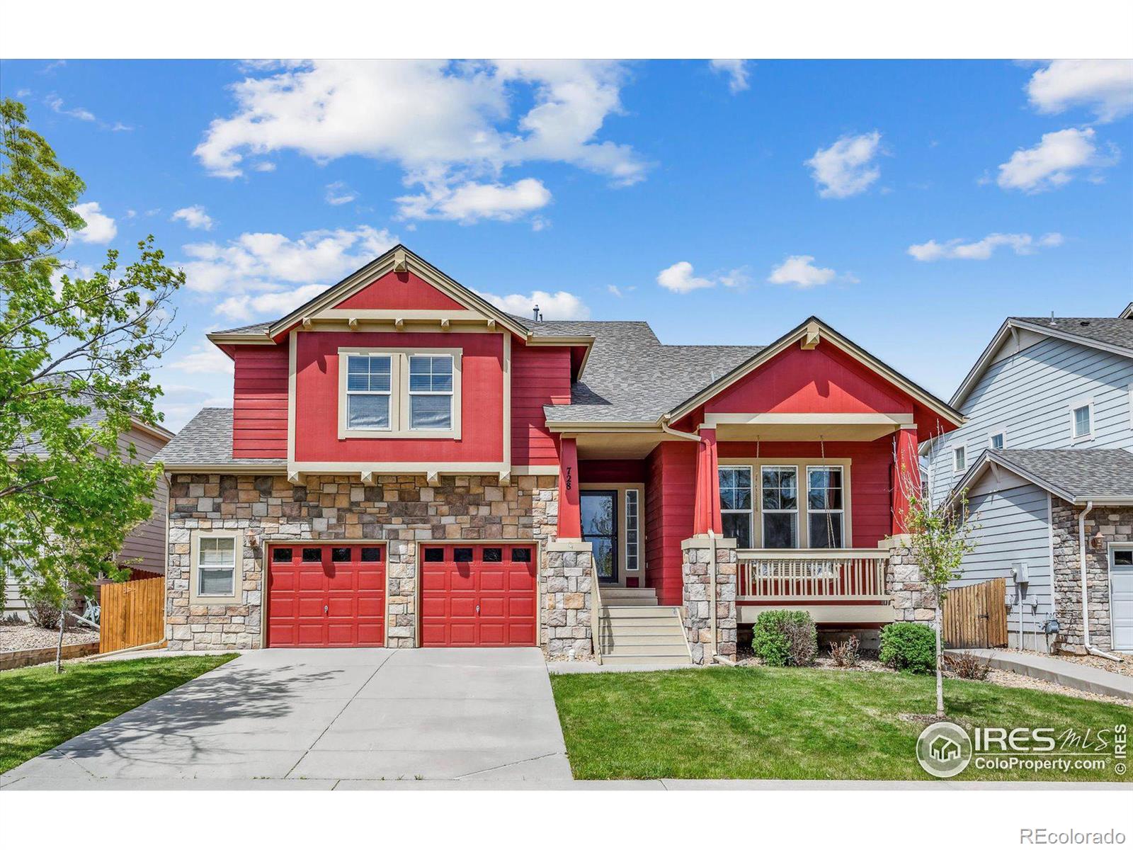 728  Tanager Circle, longmont MLS: 4567891008669 Beds: 4 Baths: 3 Price: $740,000