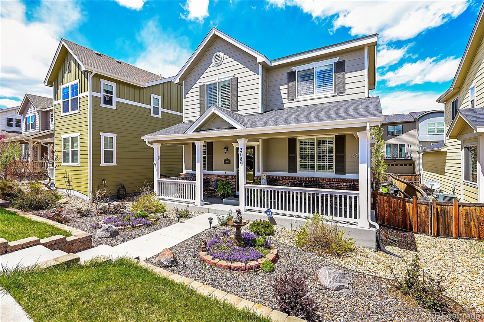 3689  Cadence Drive, castle rock MLS: 8869182 Beds: 4 Baths: 4 Price: $664,900