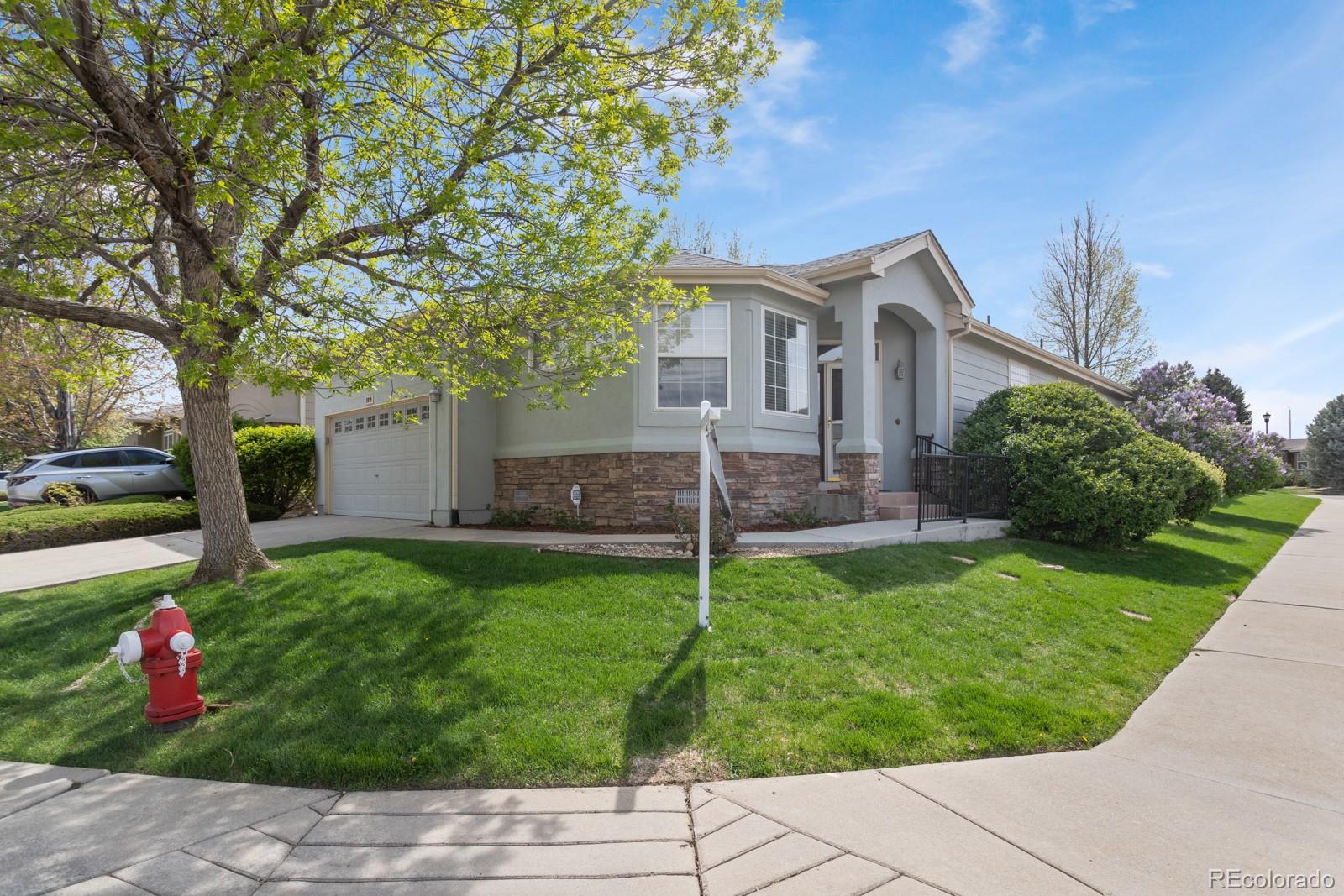 1819  Signature Court, longmont MLS: 3768923 Beds: 3 Baths: 3 Price: $660,000