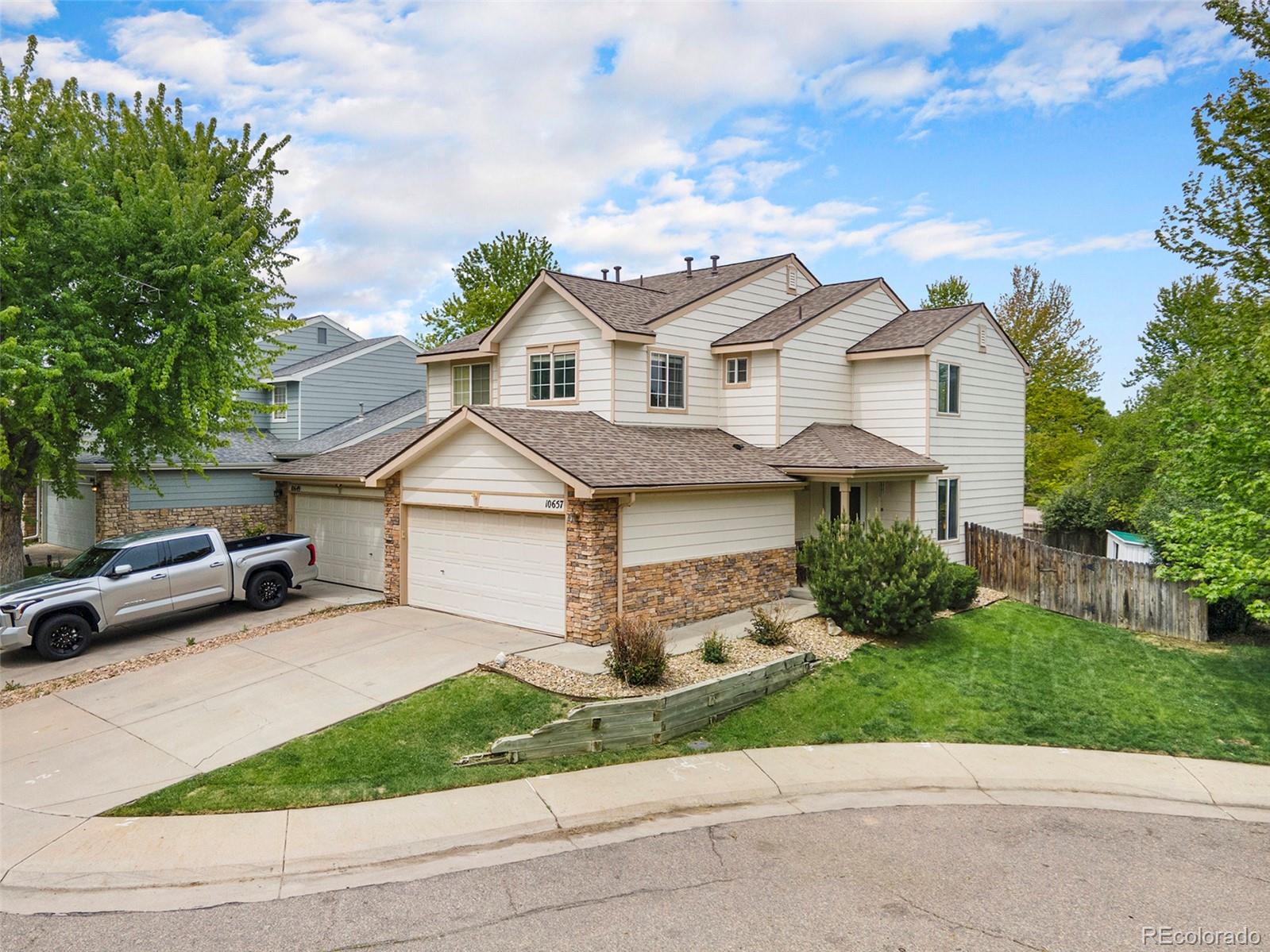 10657  Saint Paul Court, northglenn MLS: 8922872 Beds: 2 Baths: 3 Price: $449,900