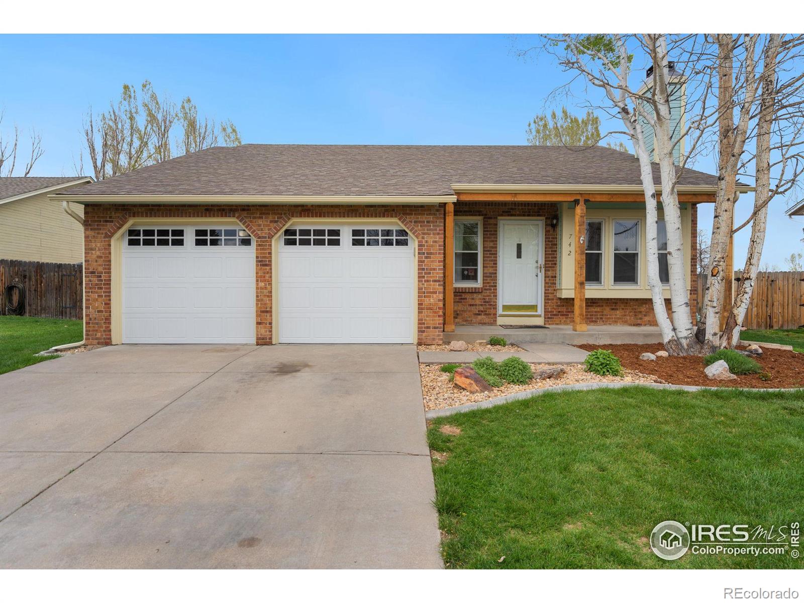 742  Butte Pass Drive, fort collins MLS: 4567891008903 Beds: 4 Baths: 2 Price: $565,000