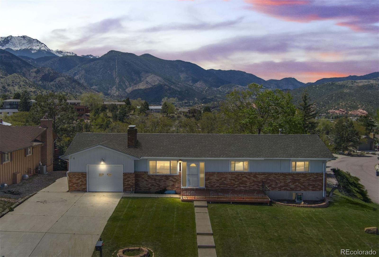 200 crystal hills boulevard, Manitou Springs sold home. Closed on 2024-06-21 for $546,500.
