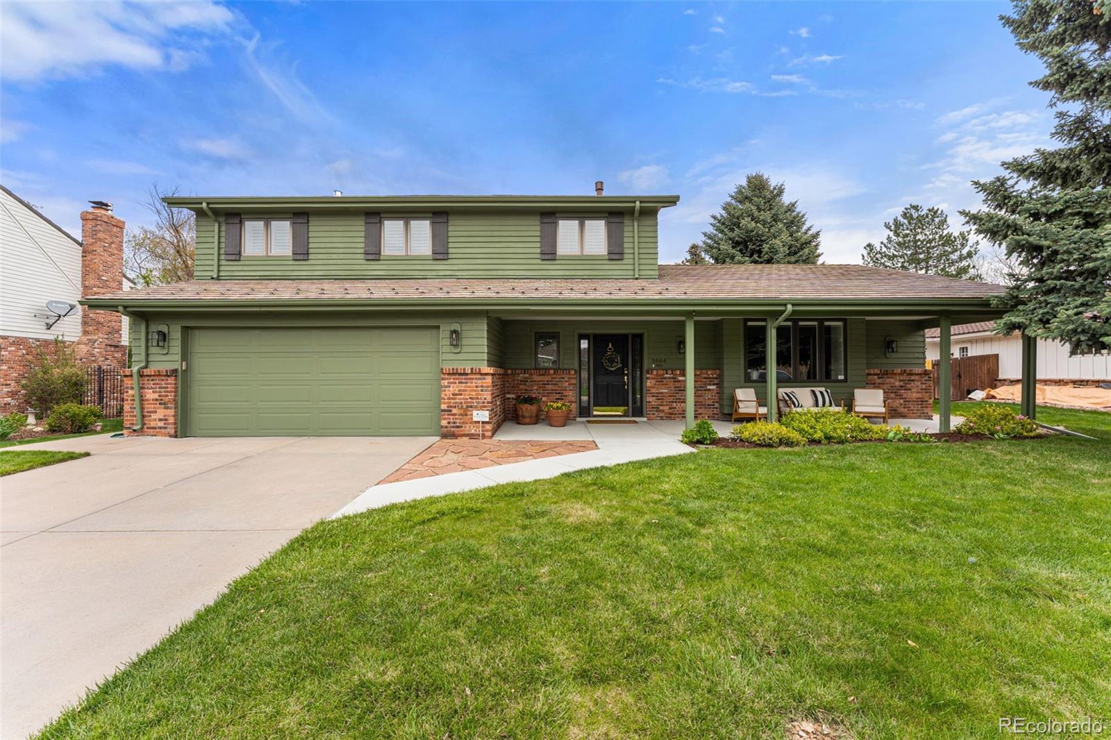 3864 s peach way, Denver sold home. Closed on 2024-06-07 for $1,070,000.