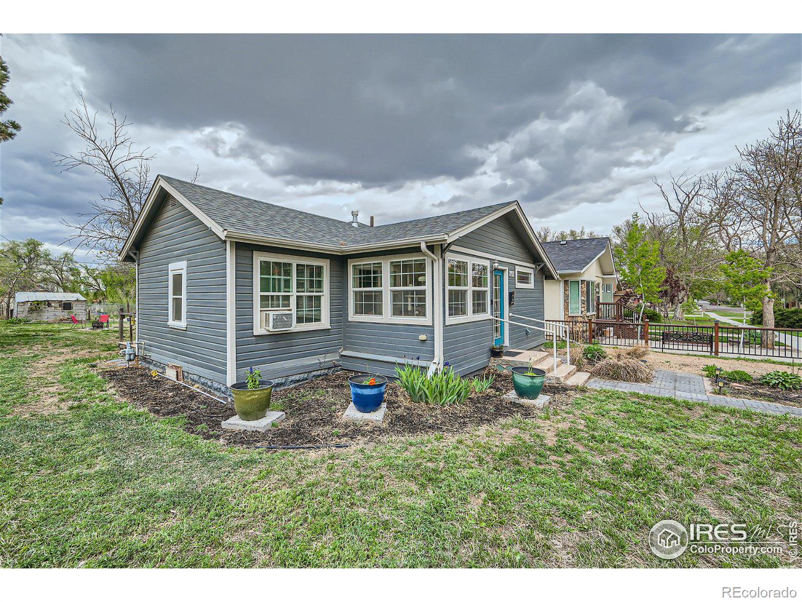 1609  12th Street, greeley MLS: 4567891008949 Beds: 2 Baths: 1 Price: $320,000