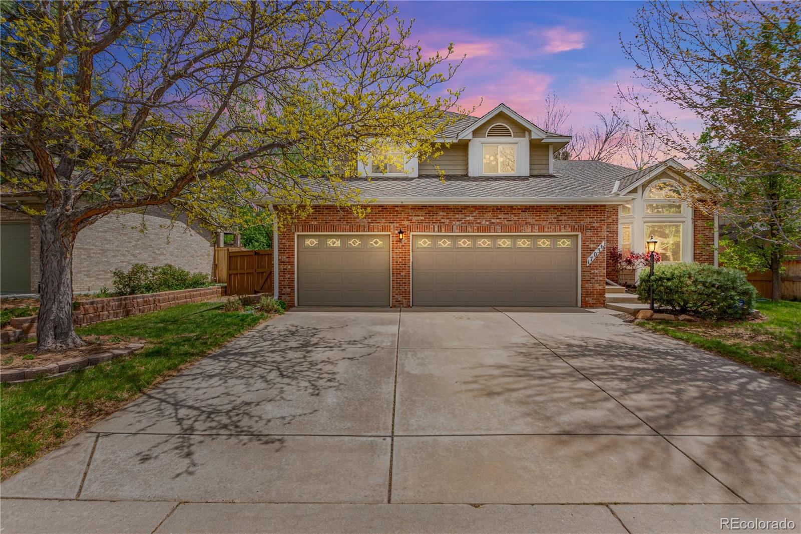 17036 E Dorado Circle, centennial MLS: 4809499 Beds: 6 Baths: 4 Price: $799,000