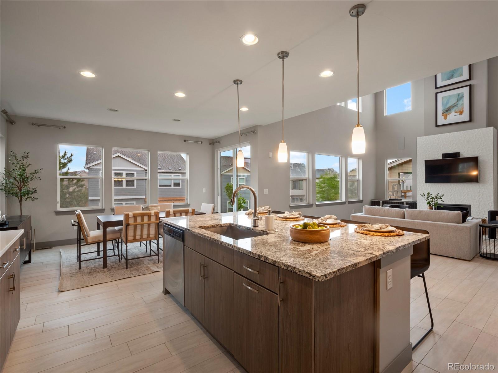 15511 W 93rd Place, arvada MLS: 4344040 Beds: 5 Baths: 5 Price: $825,000