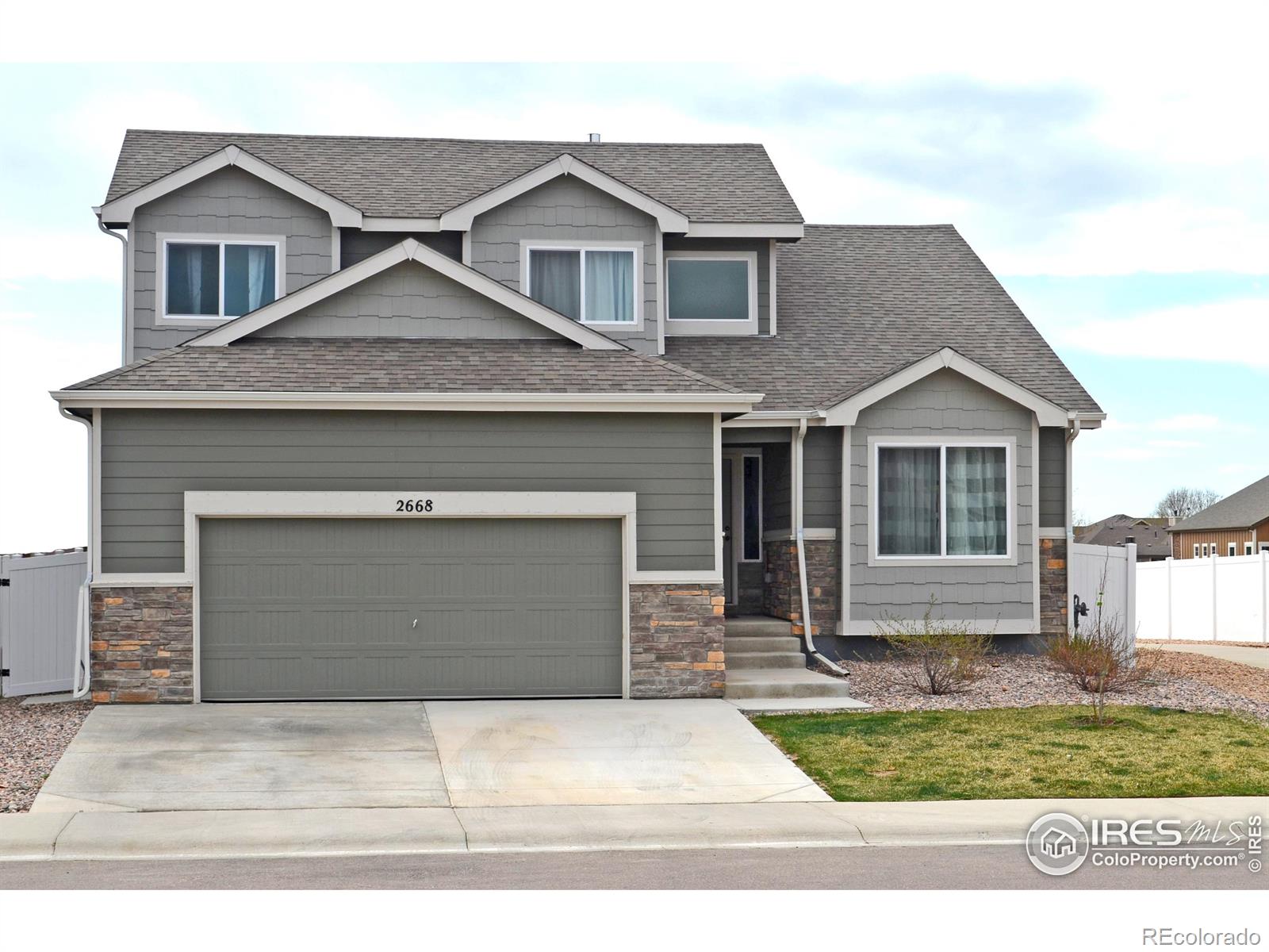 2668  Emerald Street, loveland MLS: 4567891009079 Beds: 4 Baths: 4 Price: $540,000