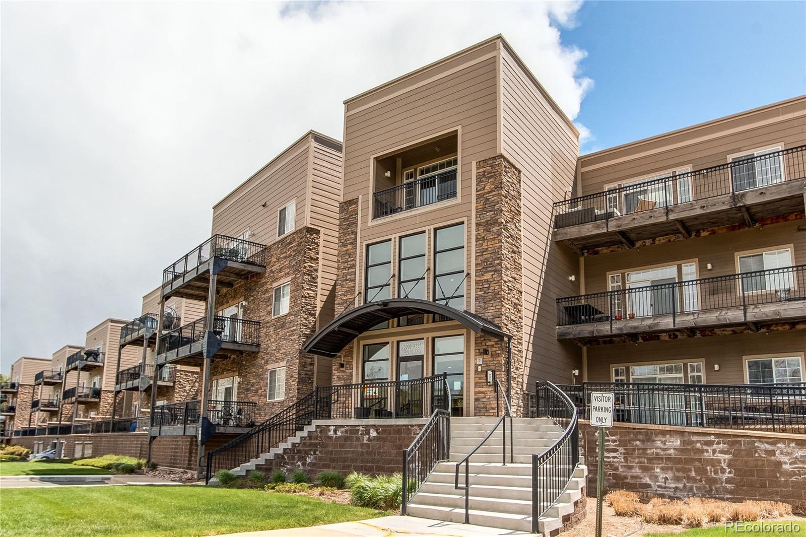 6000 W Floyd Avenue 302, Denver  MLS: 8671106 Beds: 2 Baths: 2 Price: $419,900