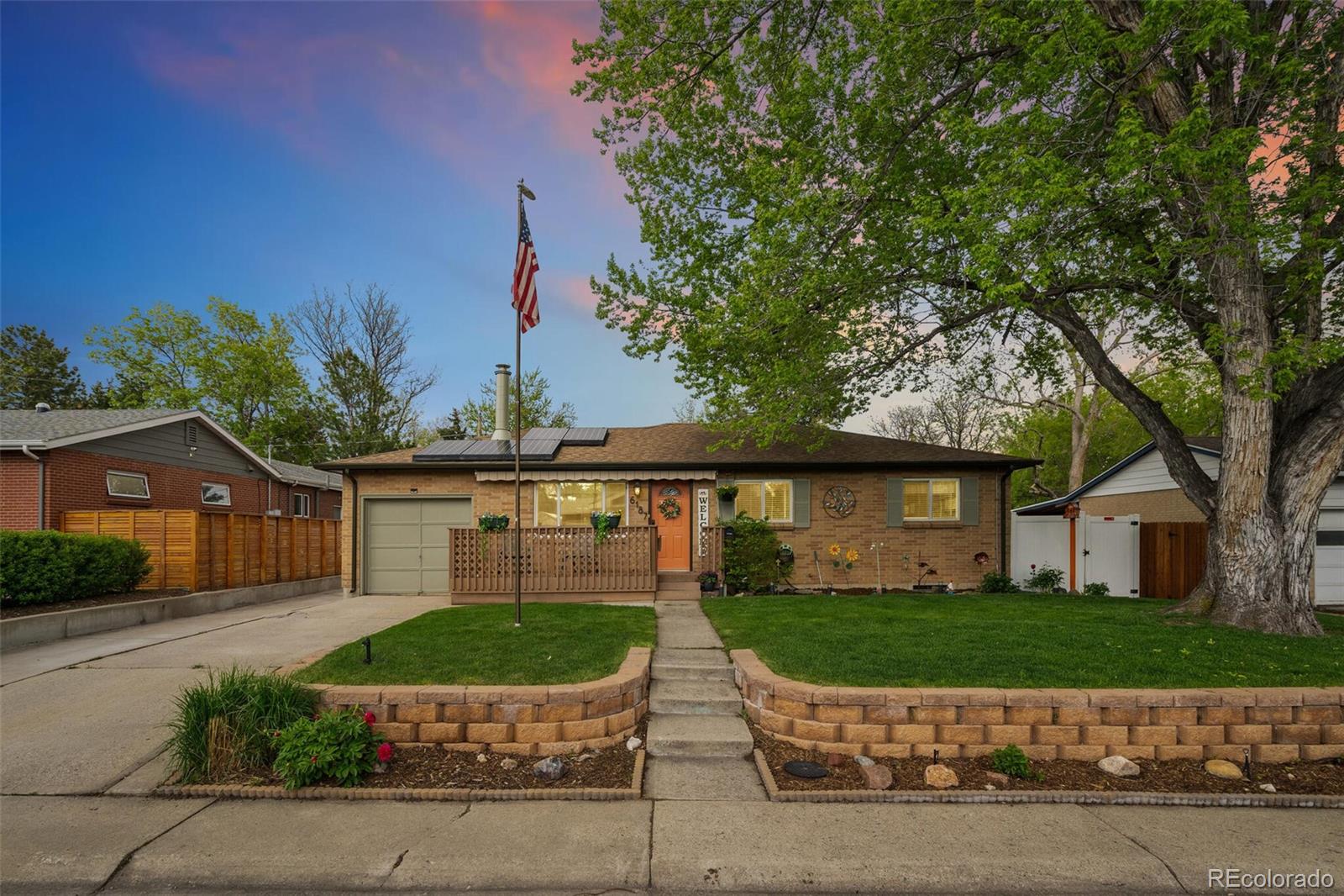 6187  Jellison Way, arvada MLS: 5815474 Beds: 4 Baths: 3 Price: $599,000