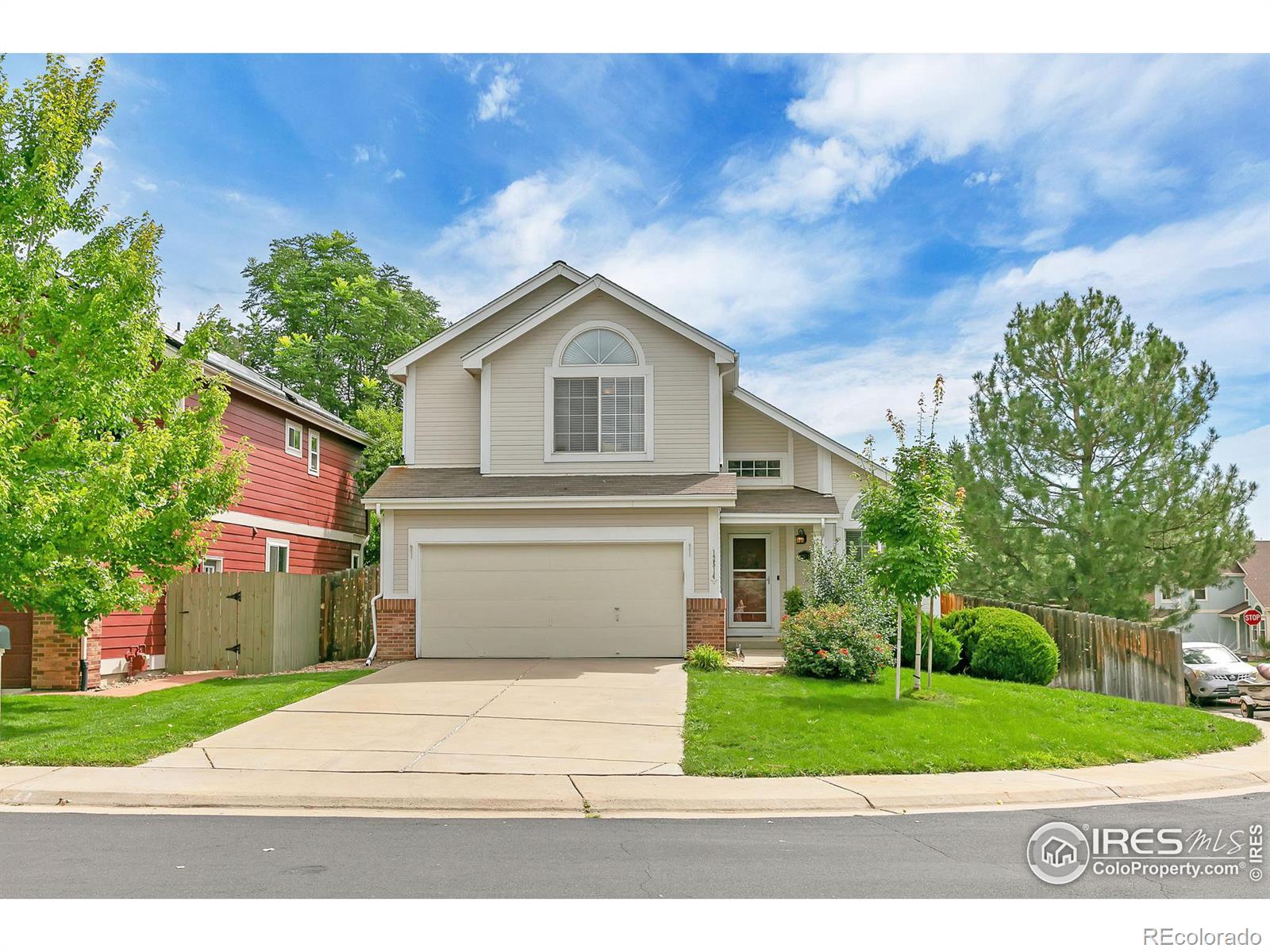 12514  Tammywood Street, broomfield MLS: 4567891009133 Beds: 4 Baths: 4 Price: $575,000