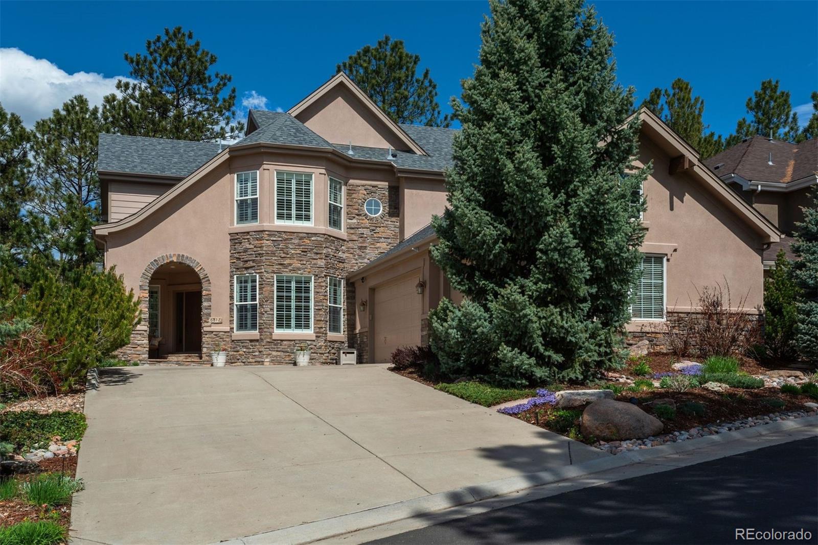 6817  Castlepoint Lane, castle pines MLS: 4539245 Beds: 4 Baths: 4 Price: $1,150,000