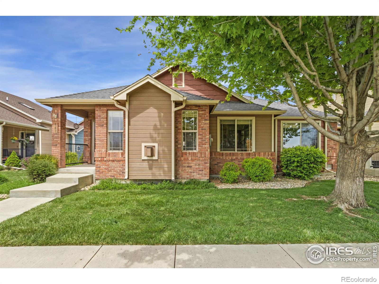 641  Triton Avenue, loveland MLS: 4567891009179 Beds: 3 Baths: 3 Price: $450,000