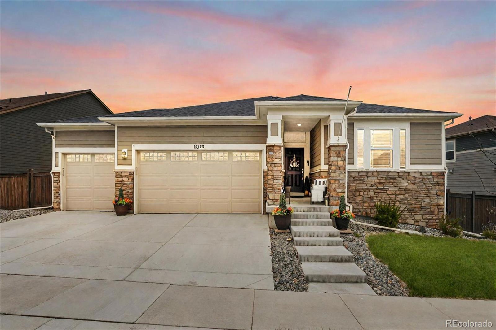 18173  House Finch Lane, parker MLS: 3212817 Beds: 4 Baths: 3 Price: $673,900