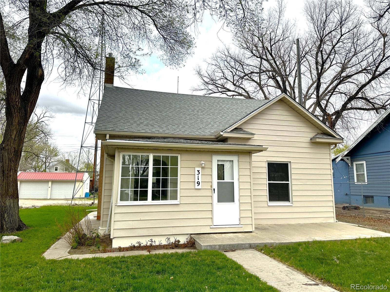 319  2nd street, Hugo sold home. Closed on 2024-08-02 for $218,000.