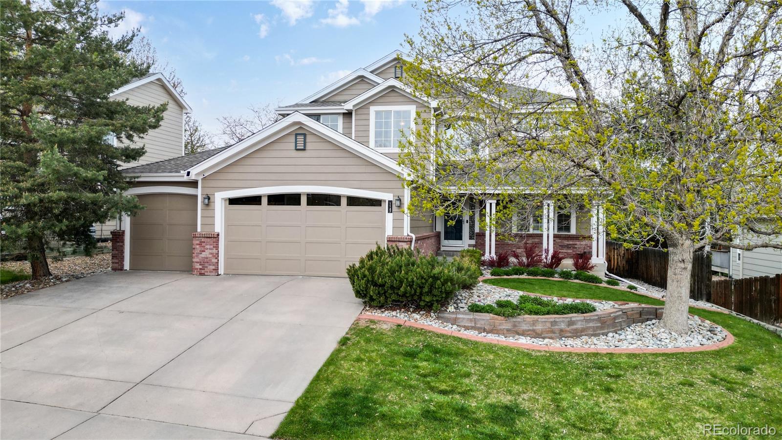 1147  Berganot Trail, castle pines MLS: 3851696 Beds: 4 Baths: 4 Price: $749,500