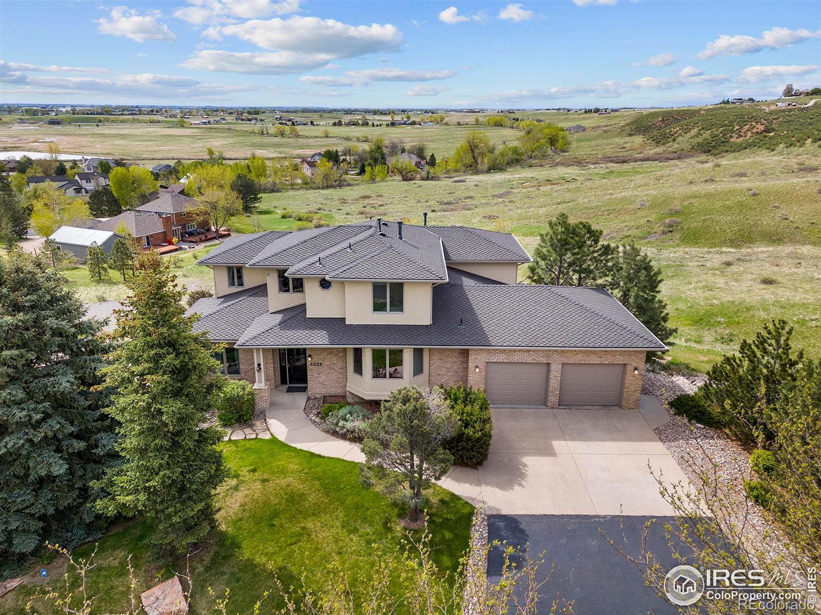 6228  Wild Plum Drive, loveland MLS: 4567891009346 Beds: 4 Baths: 4 Price: $1,100,000