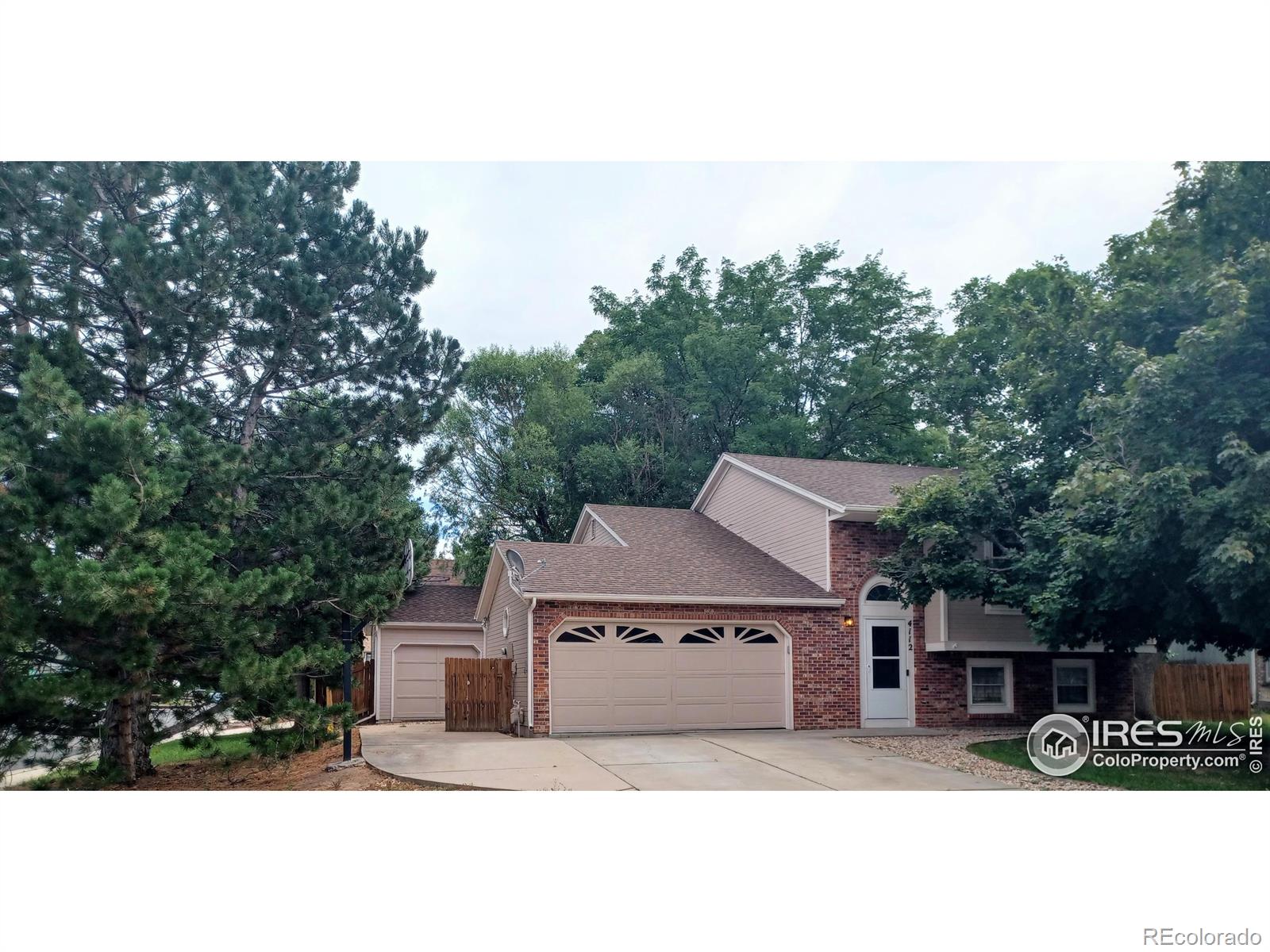 4112  Dillon Way, fort collins MLS: 4567891009360 Beds: 4 Baths: 2 Price: $519,000