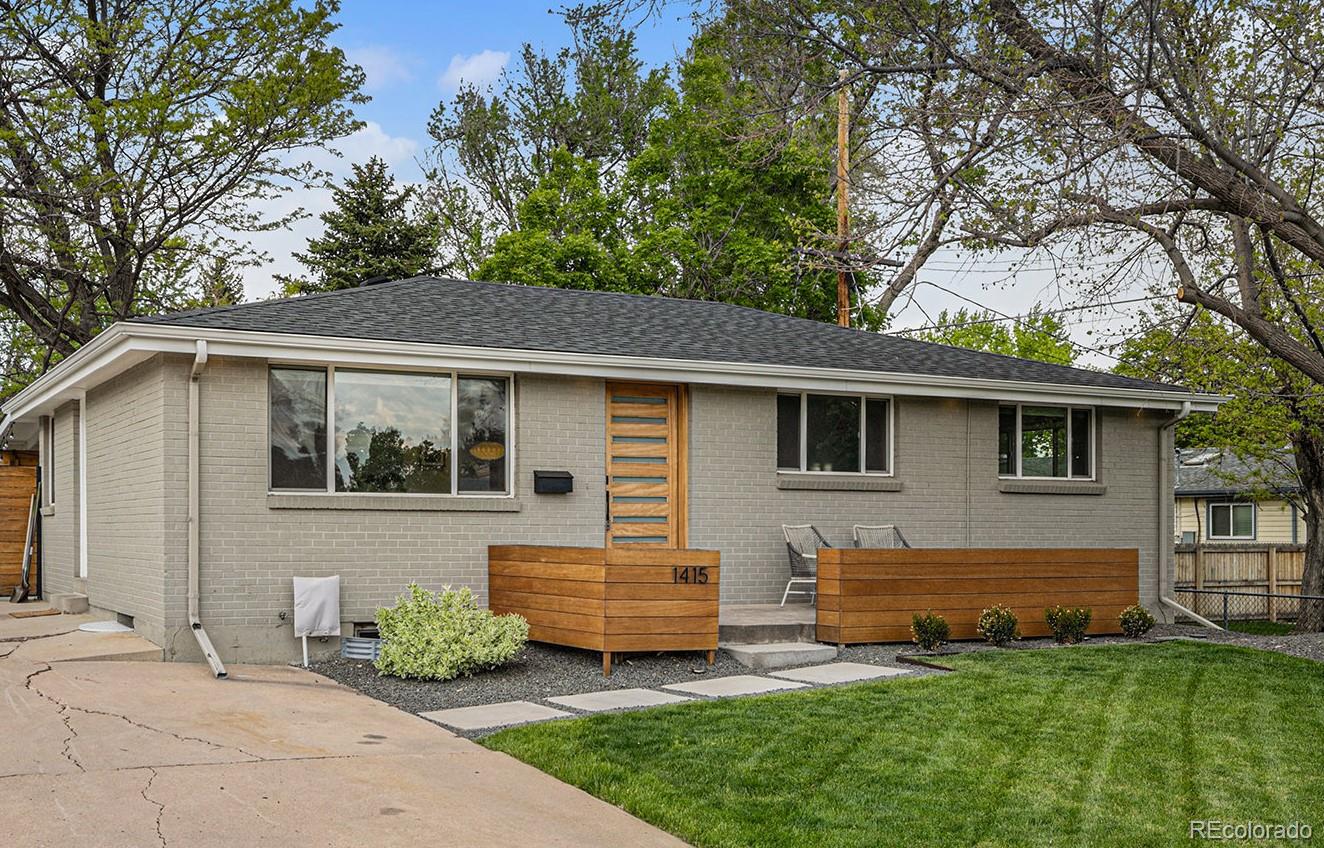 1415 S Dahlia Street, denver MLS: 3630805 Beds: 4 Baths: 3 Price: $715,000