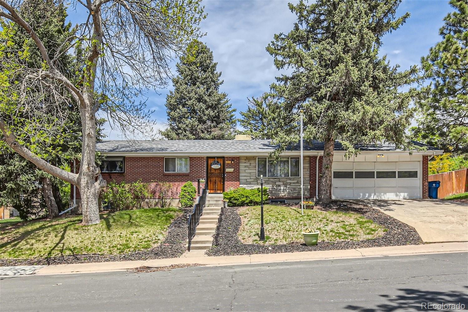 277 w delaware circle, littleton sold home. Closed on 2024-08-16 for $500,000.