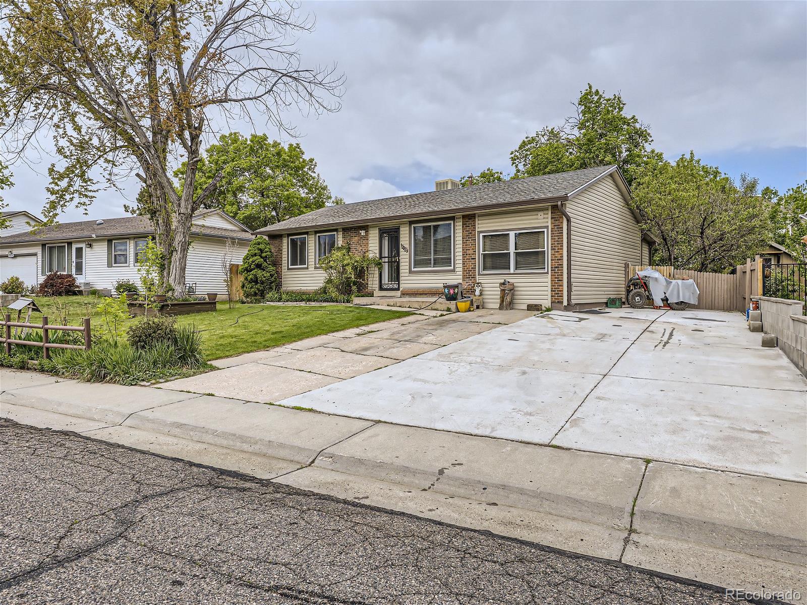 12229  Monroe Drive, thornton MLS: 3331385 Beds: 3 Baths: 2 Price: $440,000