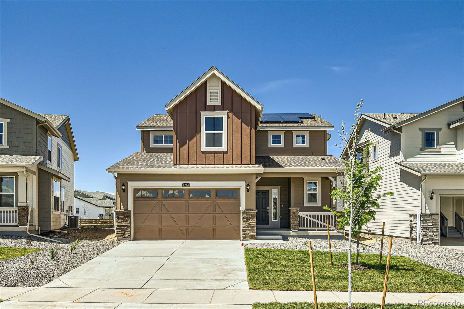 10921  Norfolk Court, commerce city MLS: 2284827 Beds: 4 Baths: 3 Price: $574,900