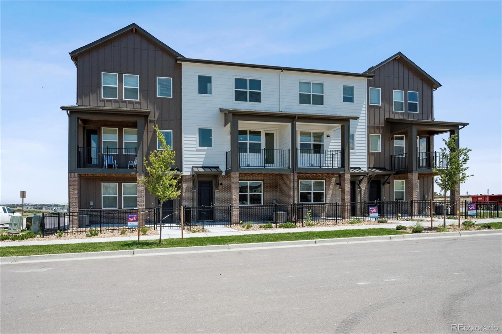 6974  Merseyside Lane , Castle Pines  MLS: 2232890 Beds: 3 Baths: 3 Price: $544,990