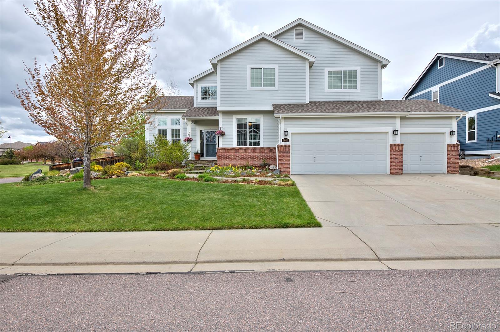 1602  Hallet Peak Drive, longmont MLS: 2774845 Beds: 5 Baths: 5 Price: $1,050,000