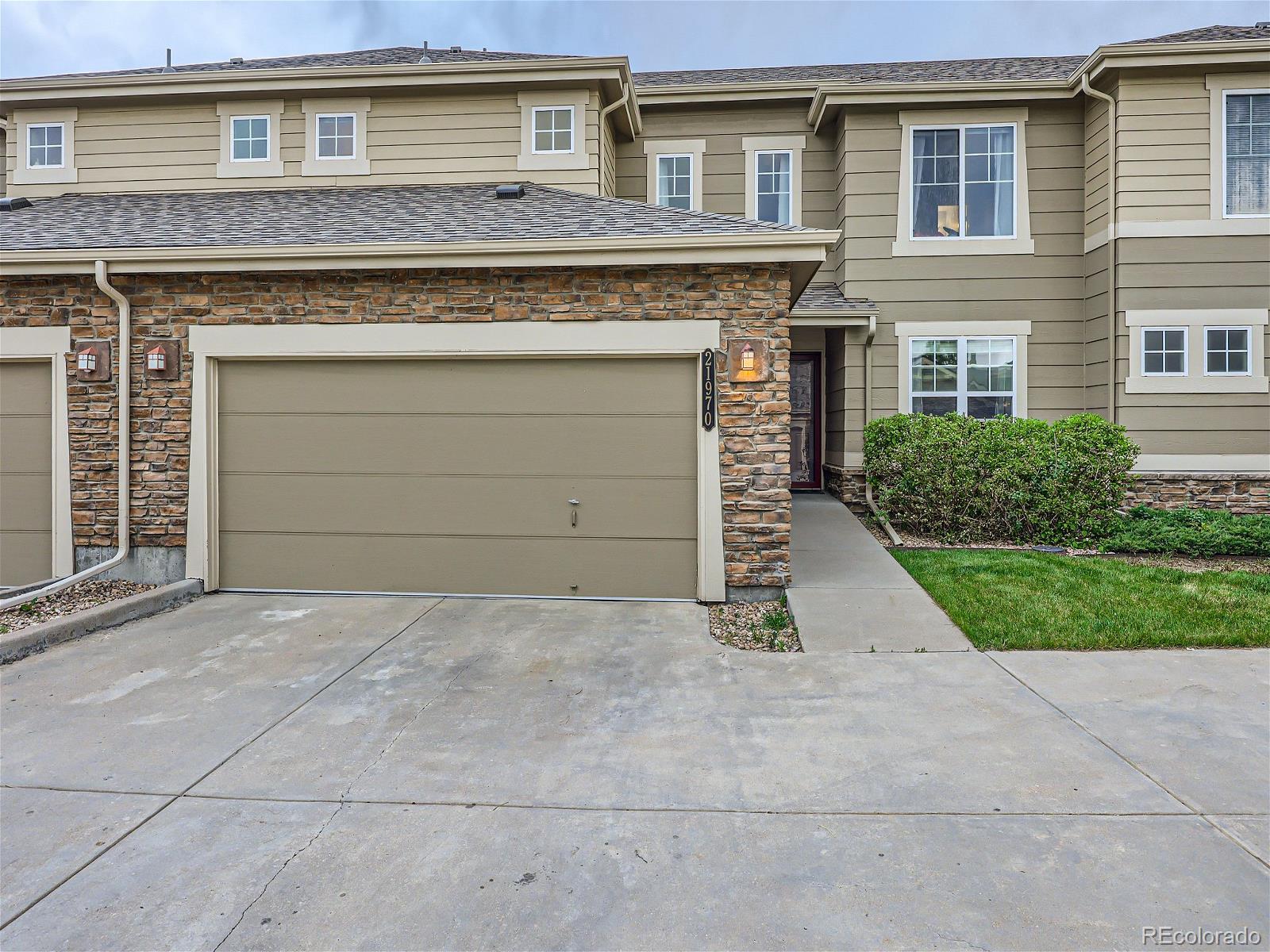 21970 e jamison place, Aurora sold home. Closed on 2024-06-21 for $475,000.