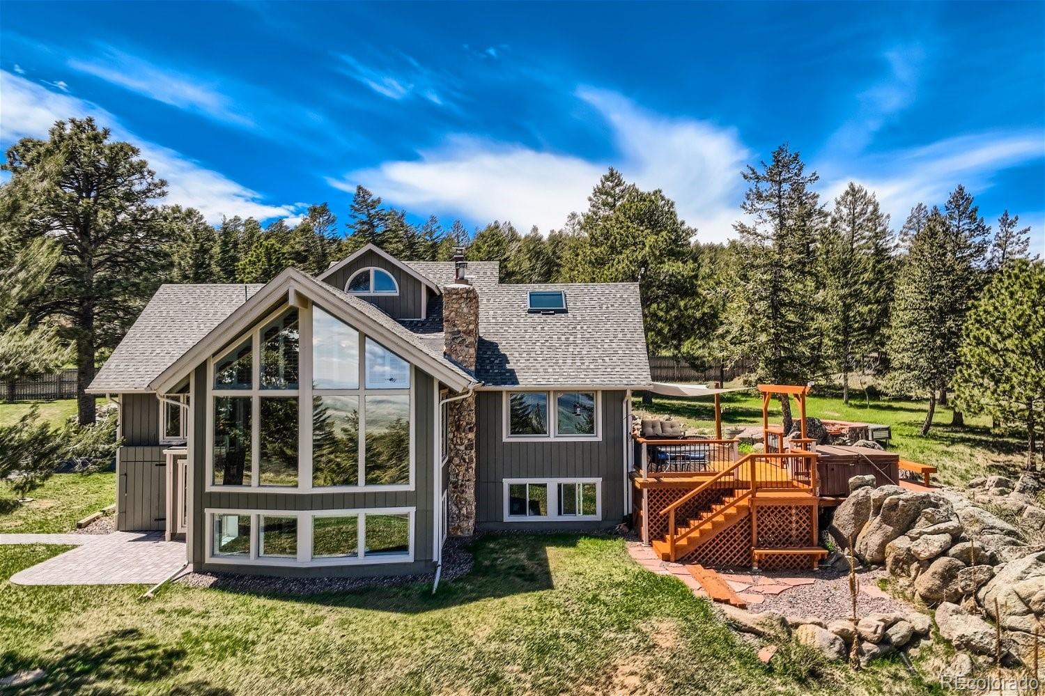 102  Sunrise Lane, boulder MLS: 5139427 Beds: 4 Baths: 3 Price: $1,545,000