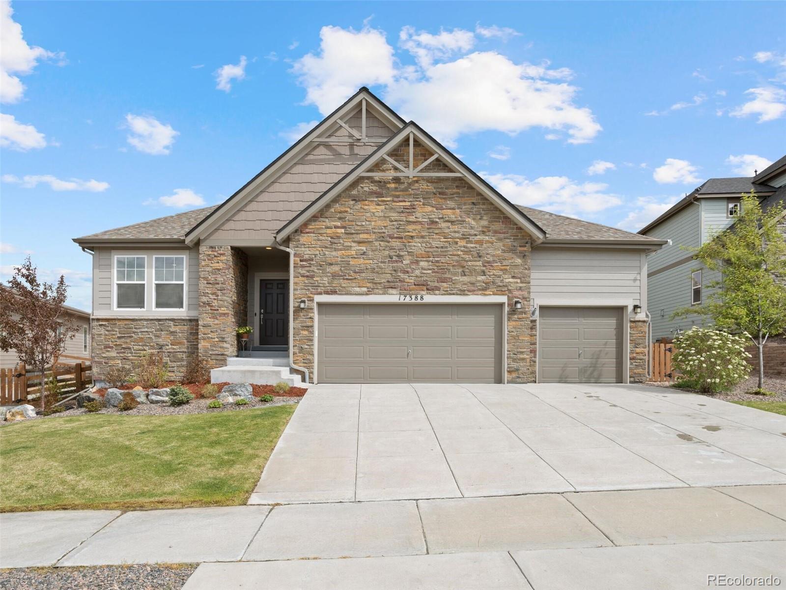 17388 W 95th Avenue, arvada MLS: 6142674 Beds: 3 Baths: 3 Price: $829,950