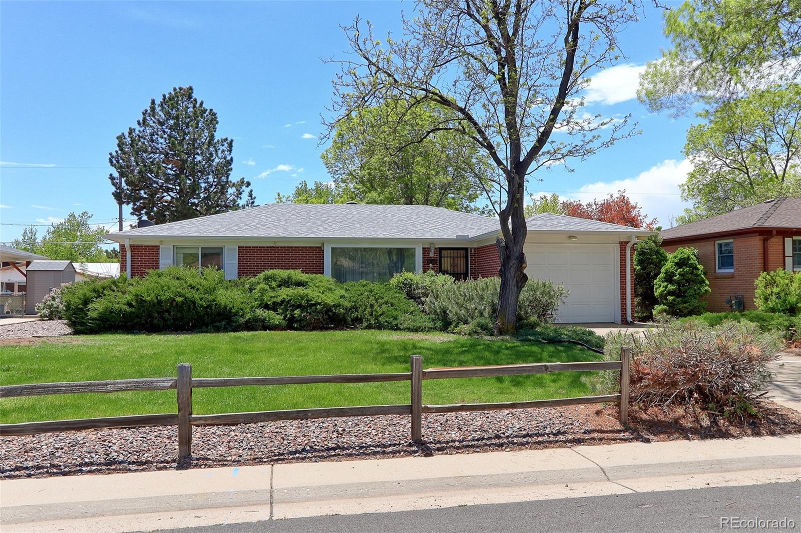 984 e 9th avenue, broomfield sold home. Closed on 2024-06-13 for $486,000.
