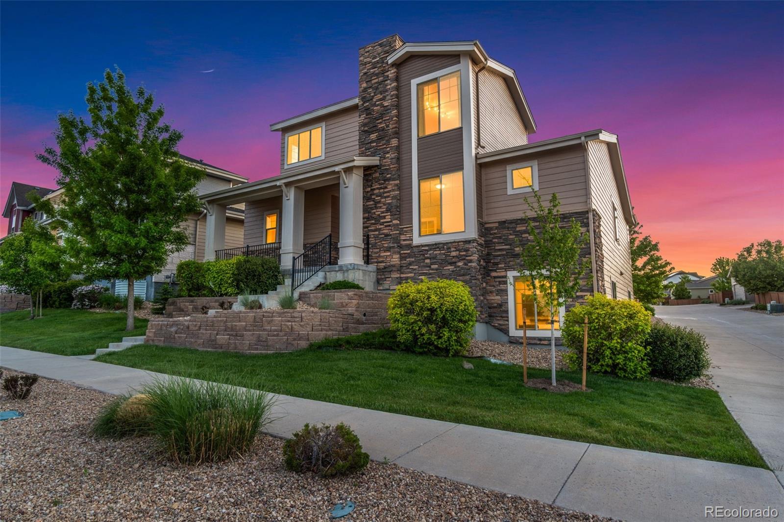 9467  Loveland Way, arvada MLS: 6603037 Beds: 4 Baths: 4 Price: $795,000